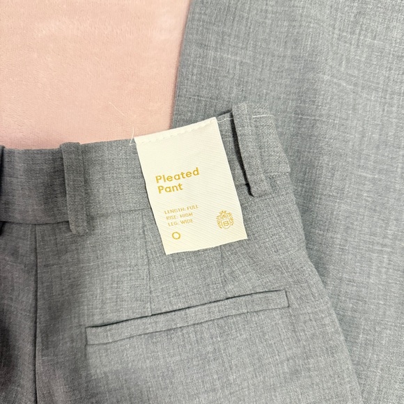 Aritzia Babaton Grey Gray High Waisted Rise Wide Leg Pleated Pants w/ Belt Loops - Picture 14 of 16